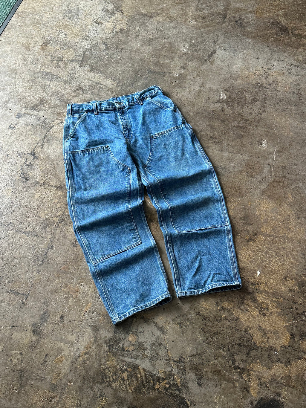 36x30 Carhartt Double-Knee