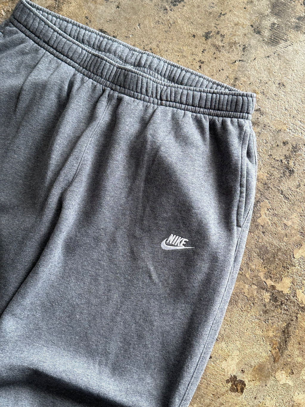 XL - Nike Gray Fleece Sweatpants
