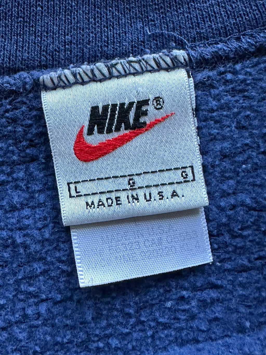 L - Vintage Nike Swoosh Crewneck Sweatshirt – Navy Blue