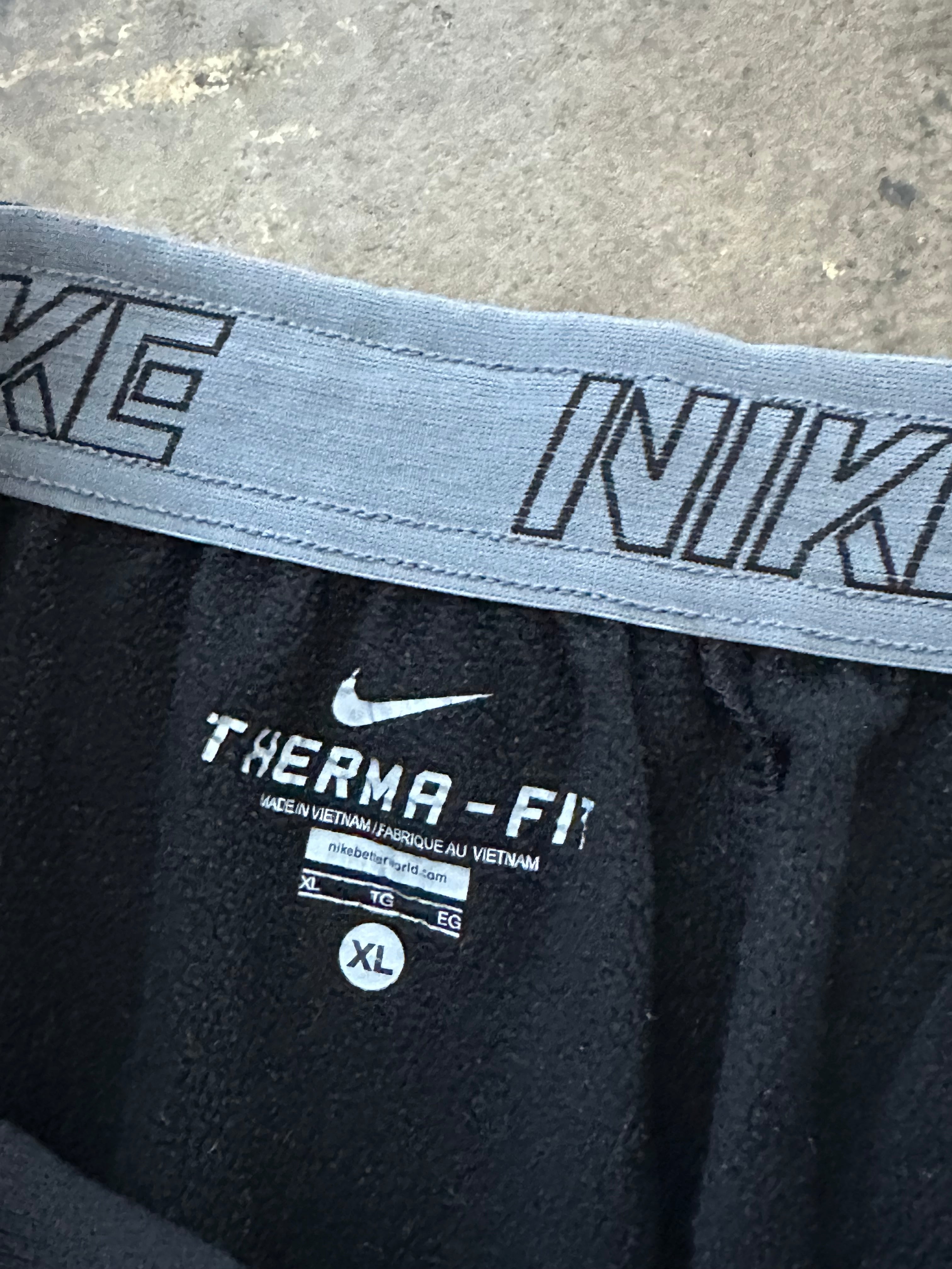 XL - Nike Therma-FIT sweatpants Black
