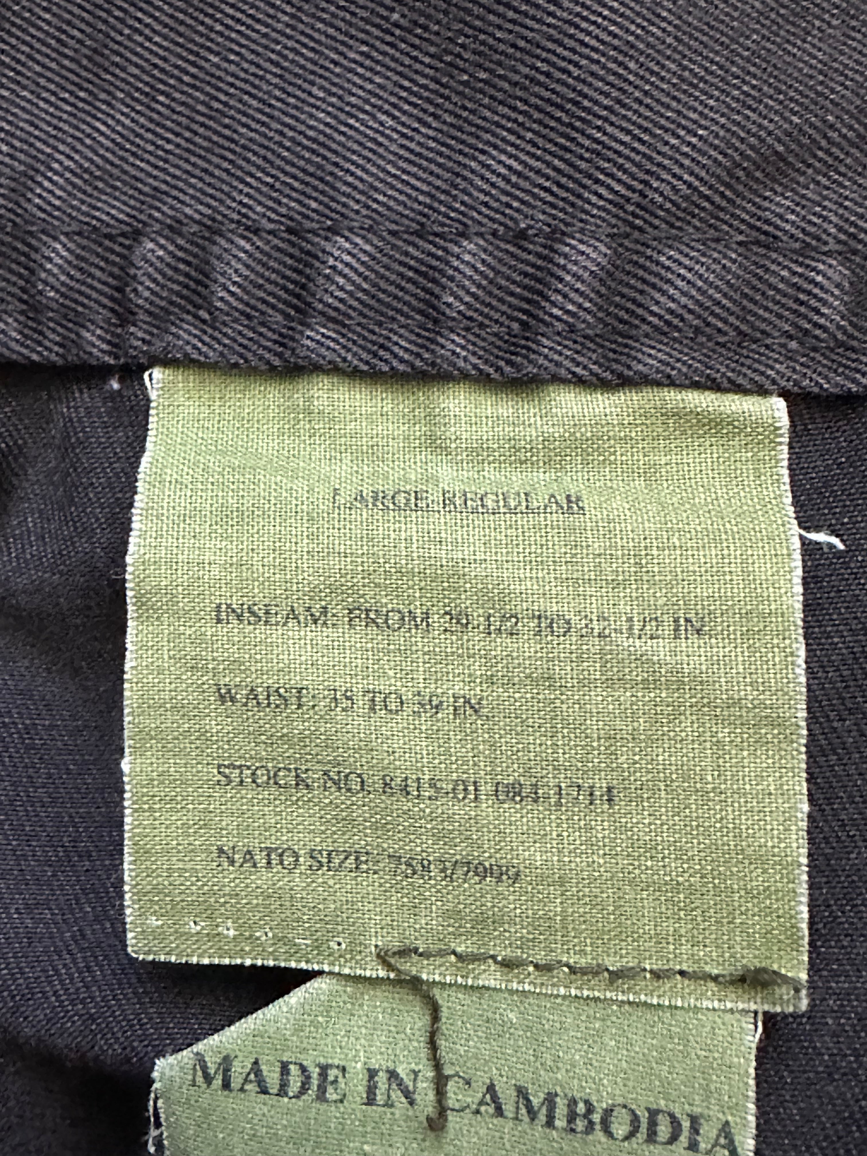 35-39 - Military-Style Black Cargo Pants – Adjustable Waist