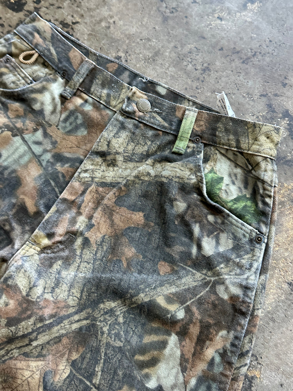 29x29- Vintage Wrangler Camo Pants