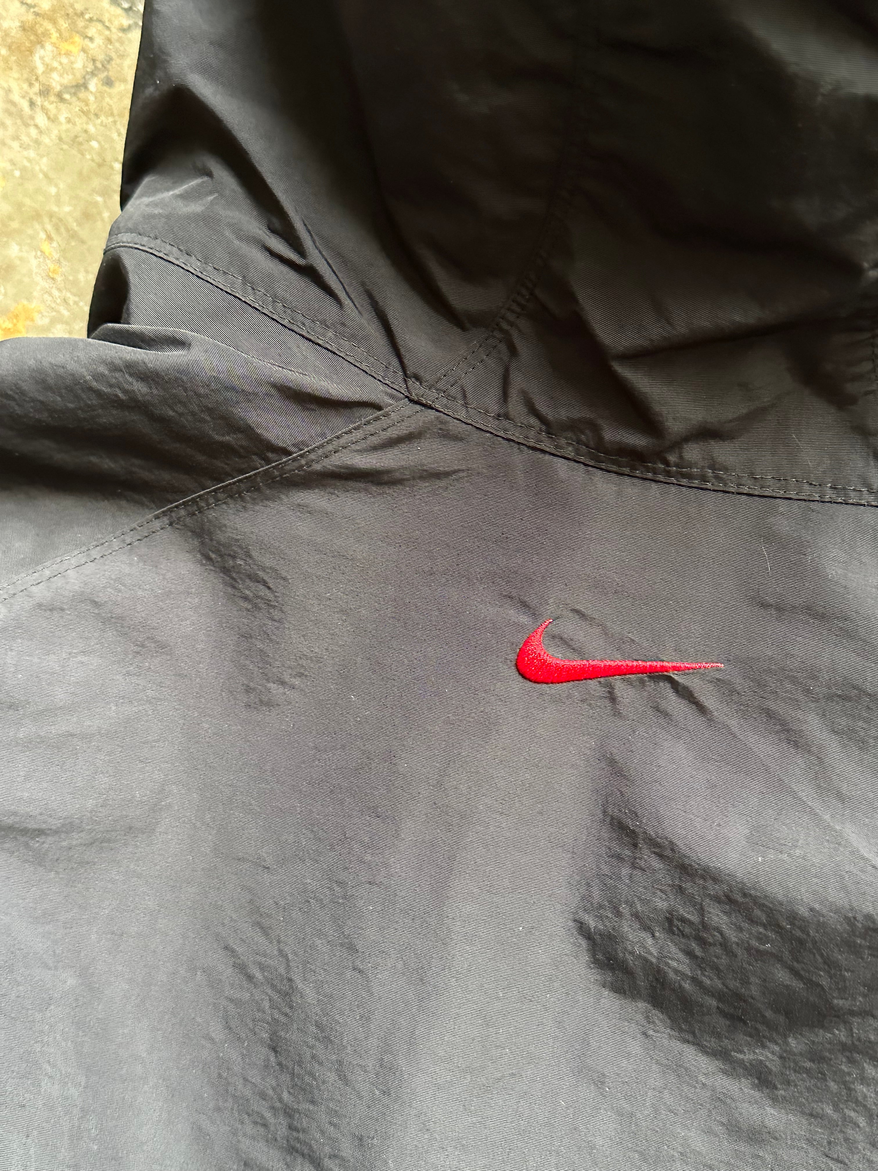 L - Nike Black Hooded Windbreaker Jacket – Red Swoosh