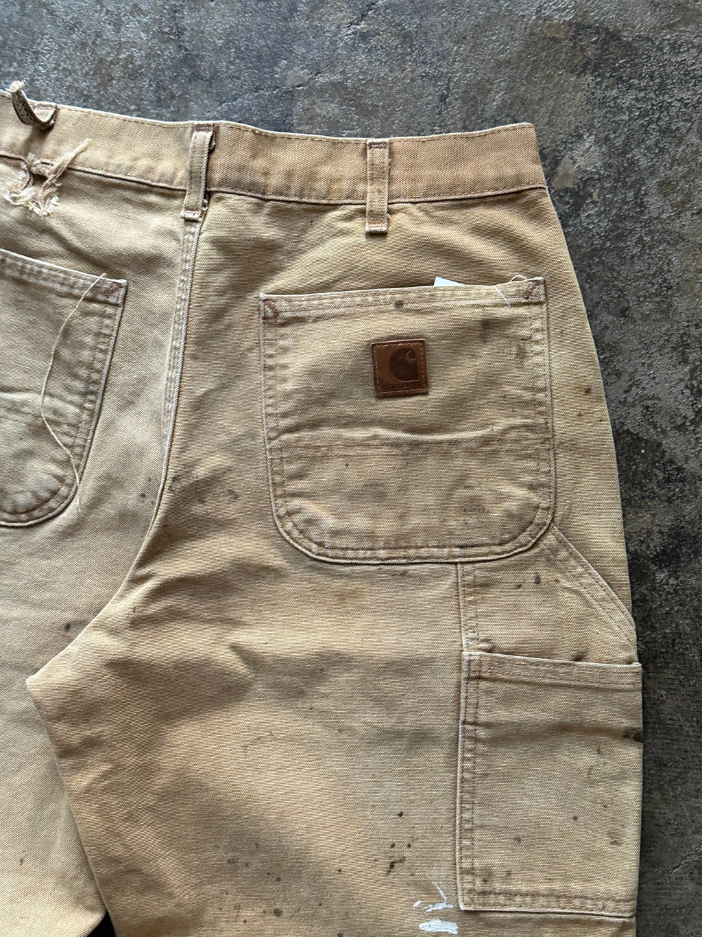 32x30 - Carhartt Distressed Workwear Pants
