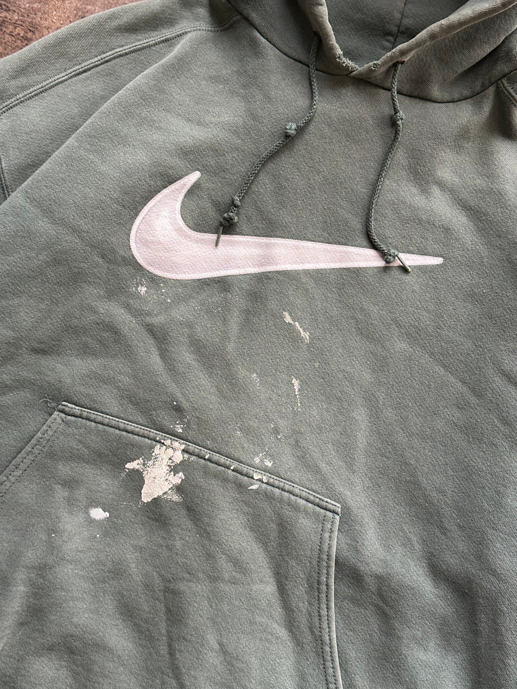 XL - Vintage Nike Swoosh Hoodie