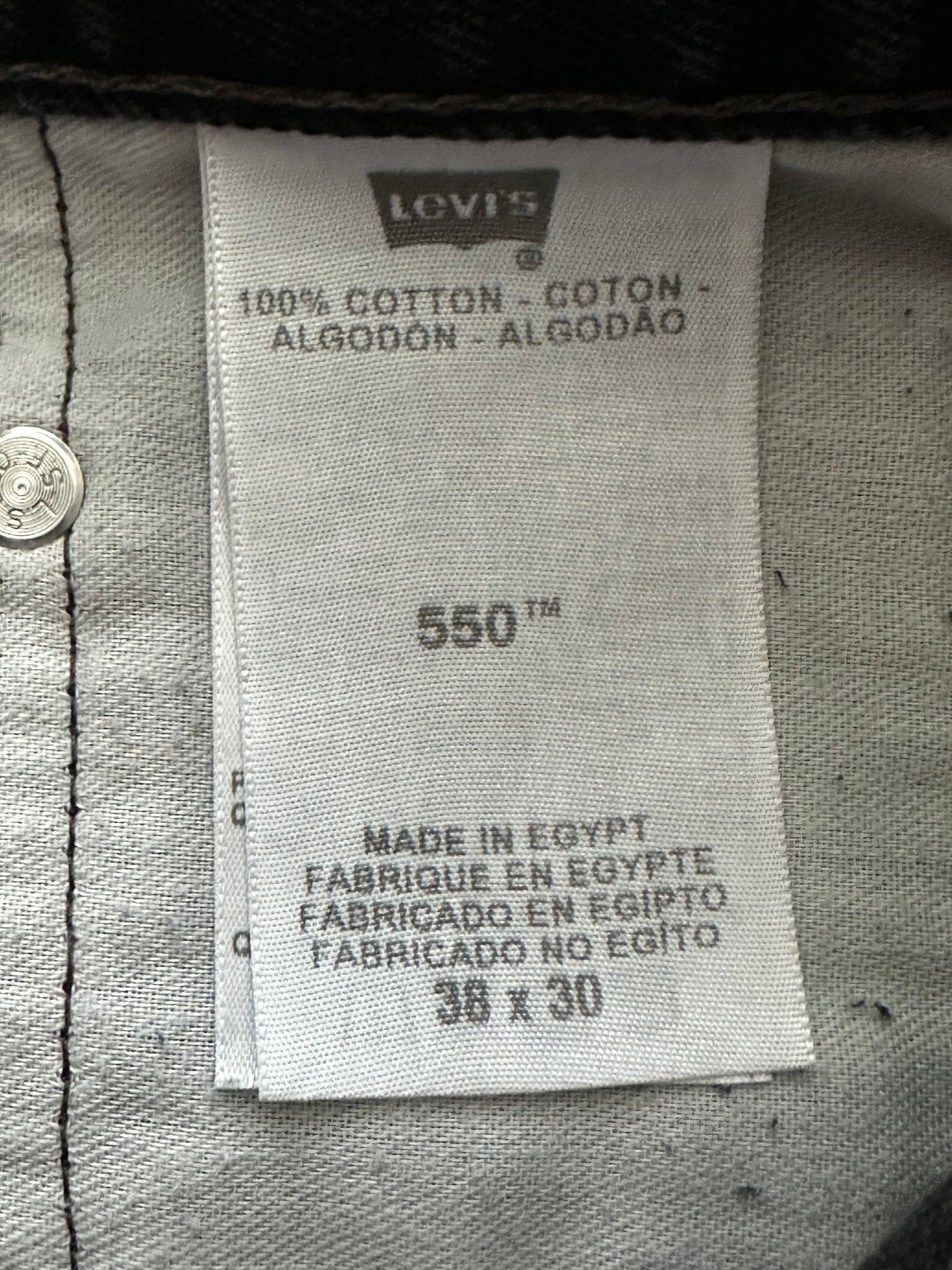 38x30 - Levi’s 550 Black Relaxed Fit Jeans