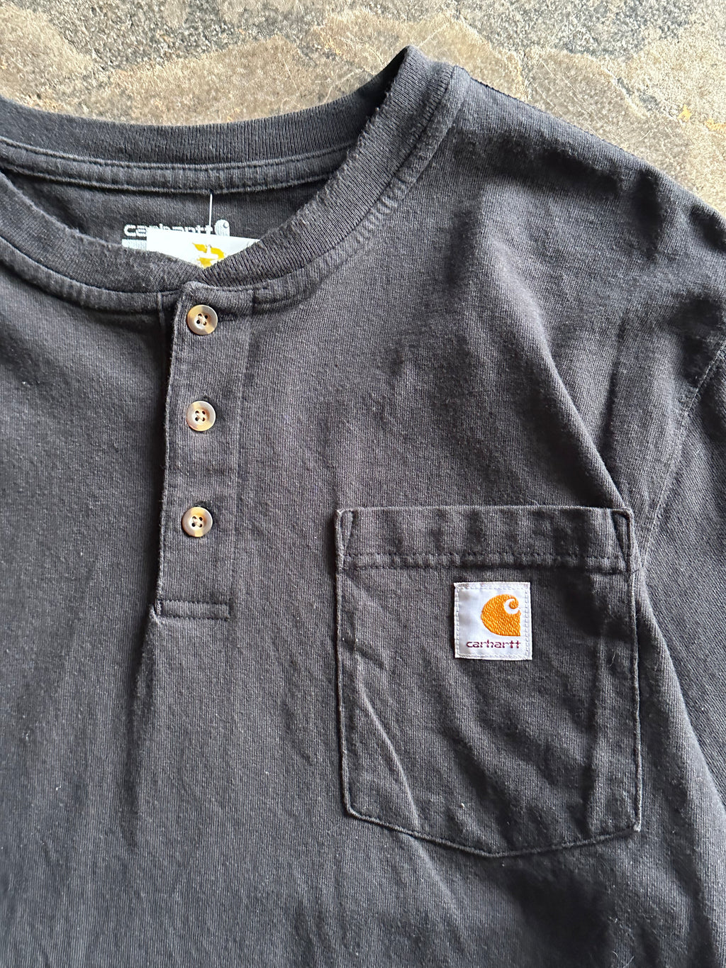 M - Carhartt Black Pocket Henley Long Sleeve Shirt – Loose Fit