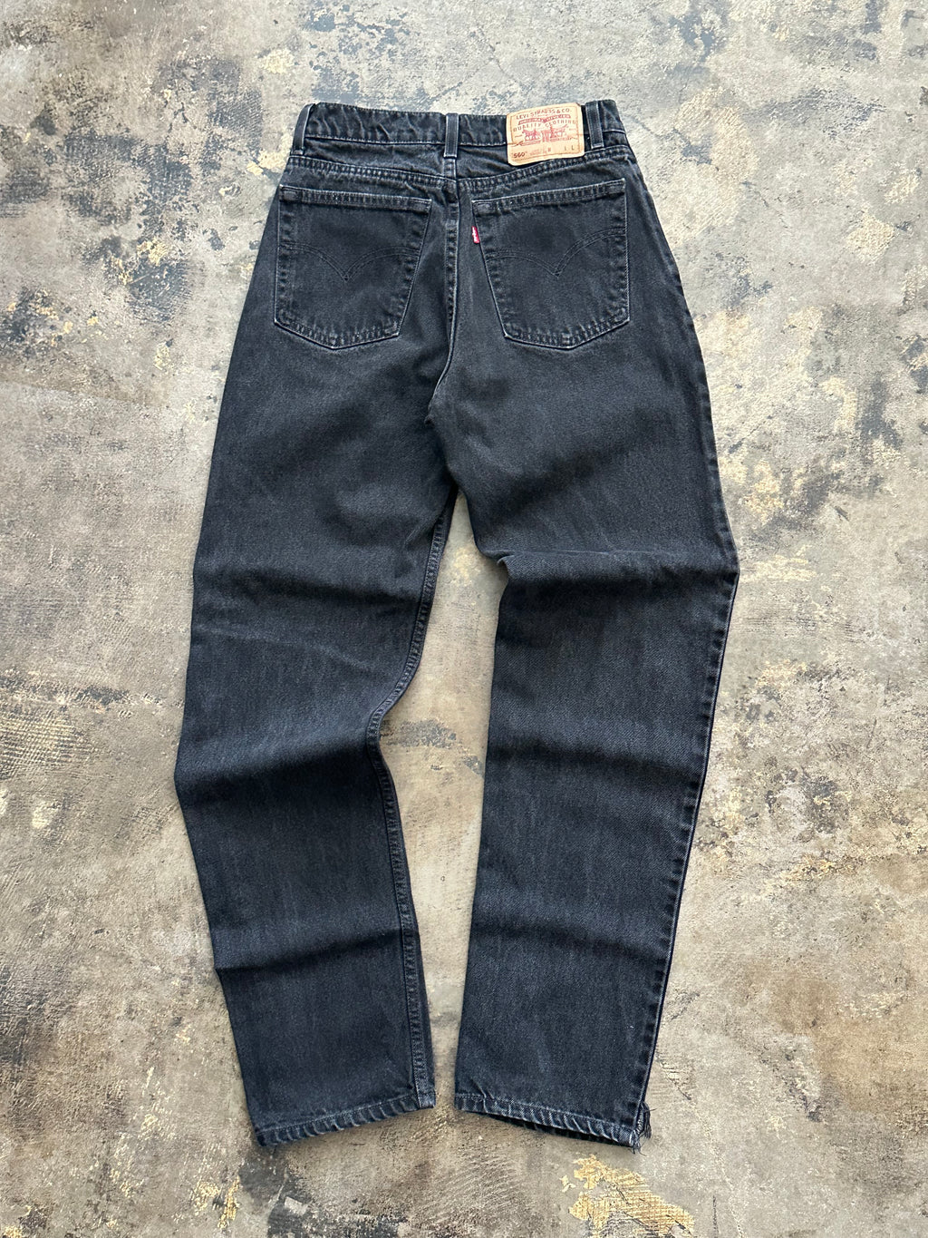 9 JR L - Vintage Levi’s 560 Black Denim Jeans