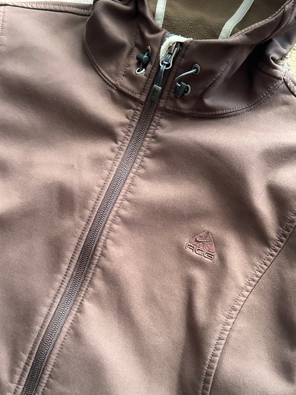 XL - Vintage Nike ACG Hooded Jacket – Women’s