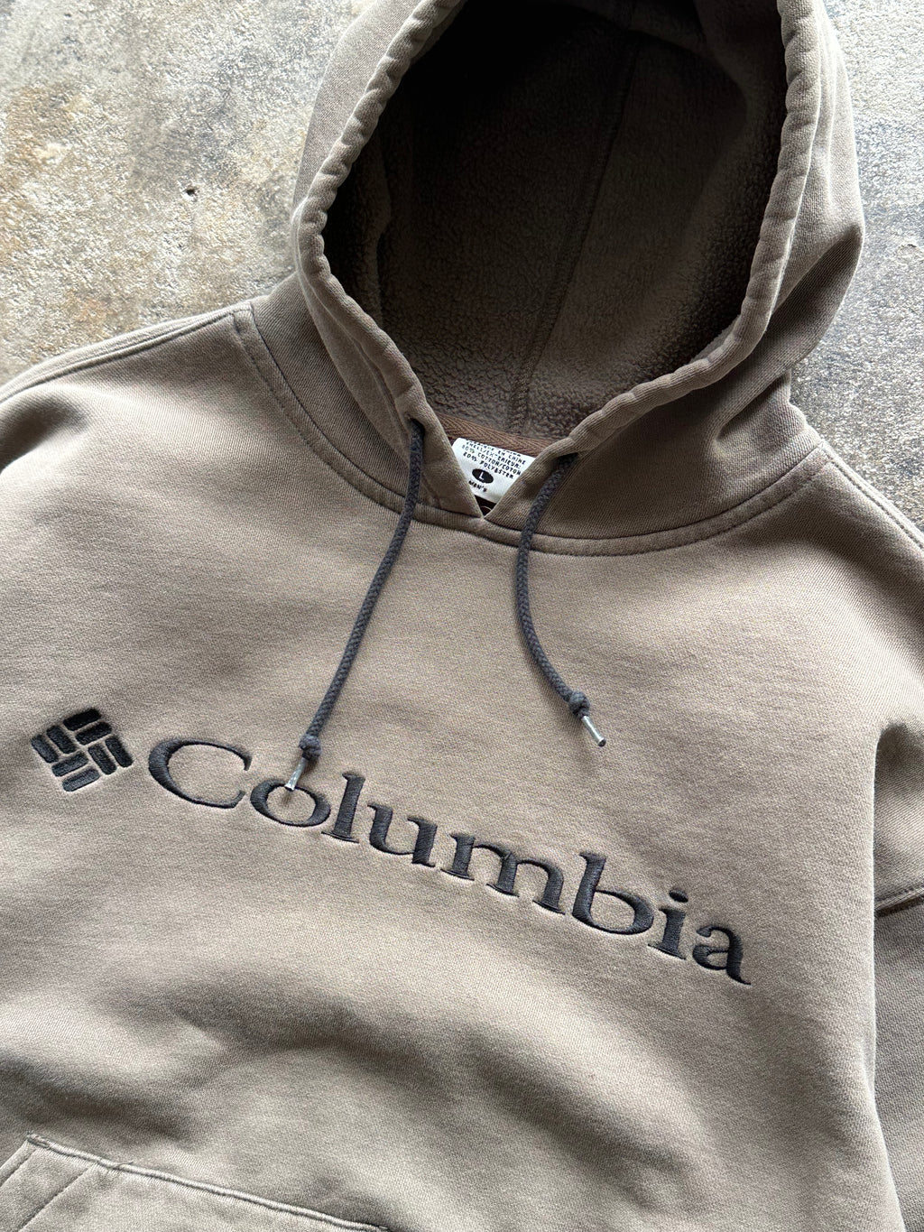 L - Columbia Embroidered Hoodie – Taupe