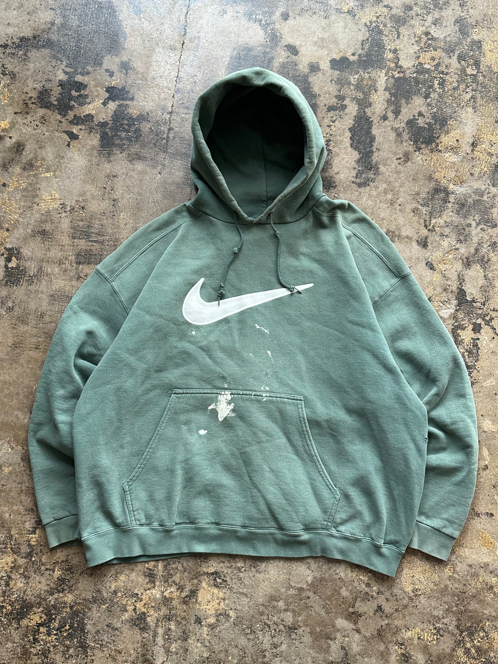 XL - Vintage Nike Swoosh Hoodie