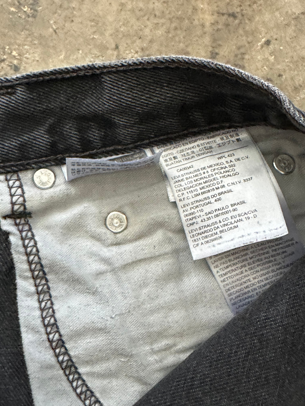 32x34 - 550 Levi’s Black Denim Jeans