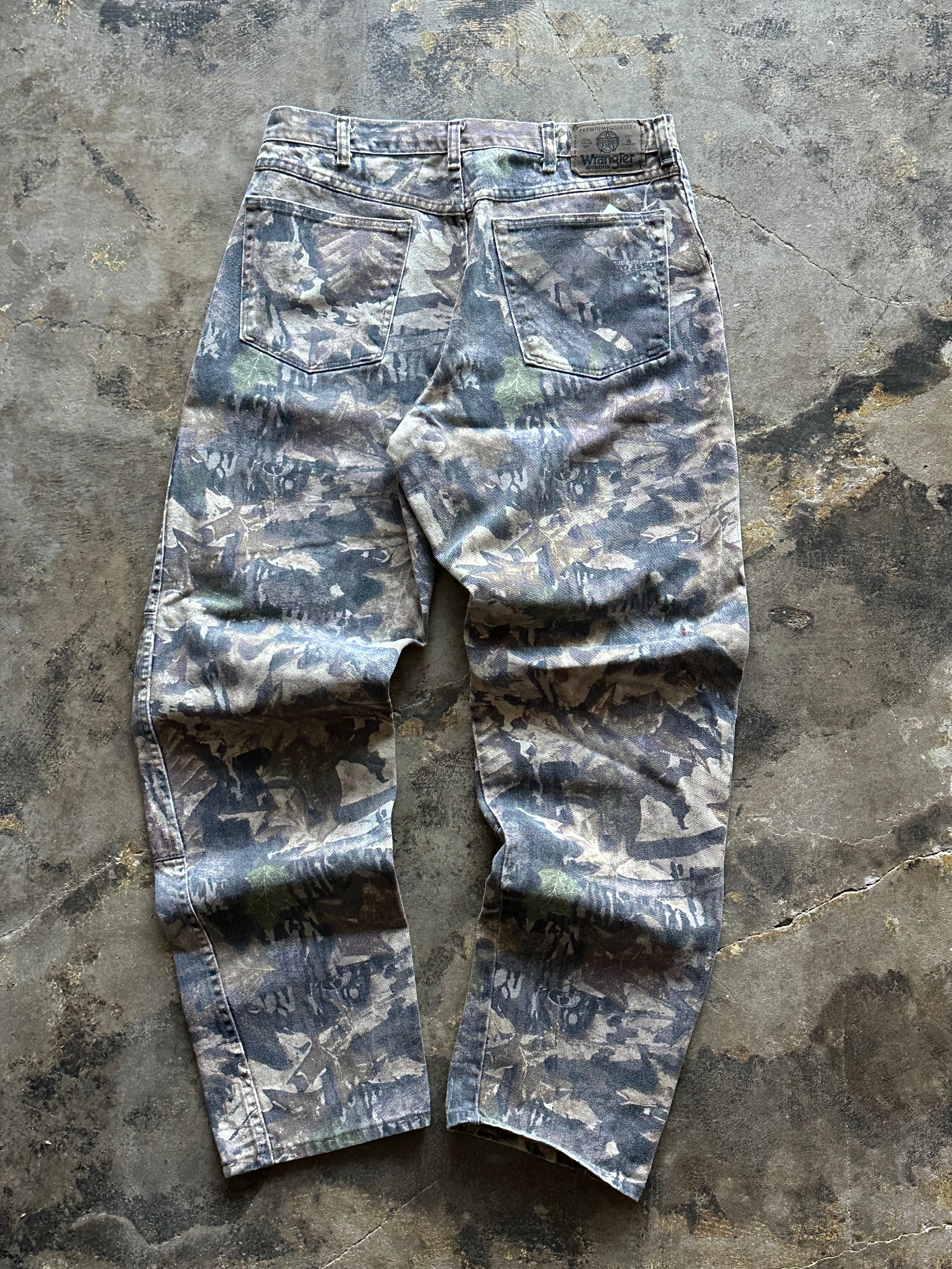 34x34 - Wrangler Camo Double Knee Work Pants