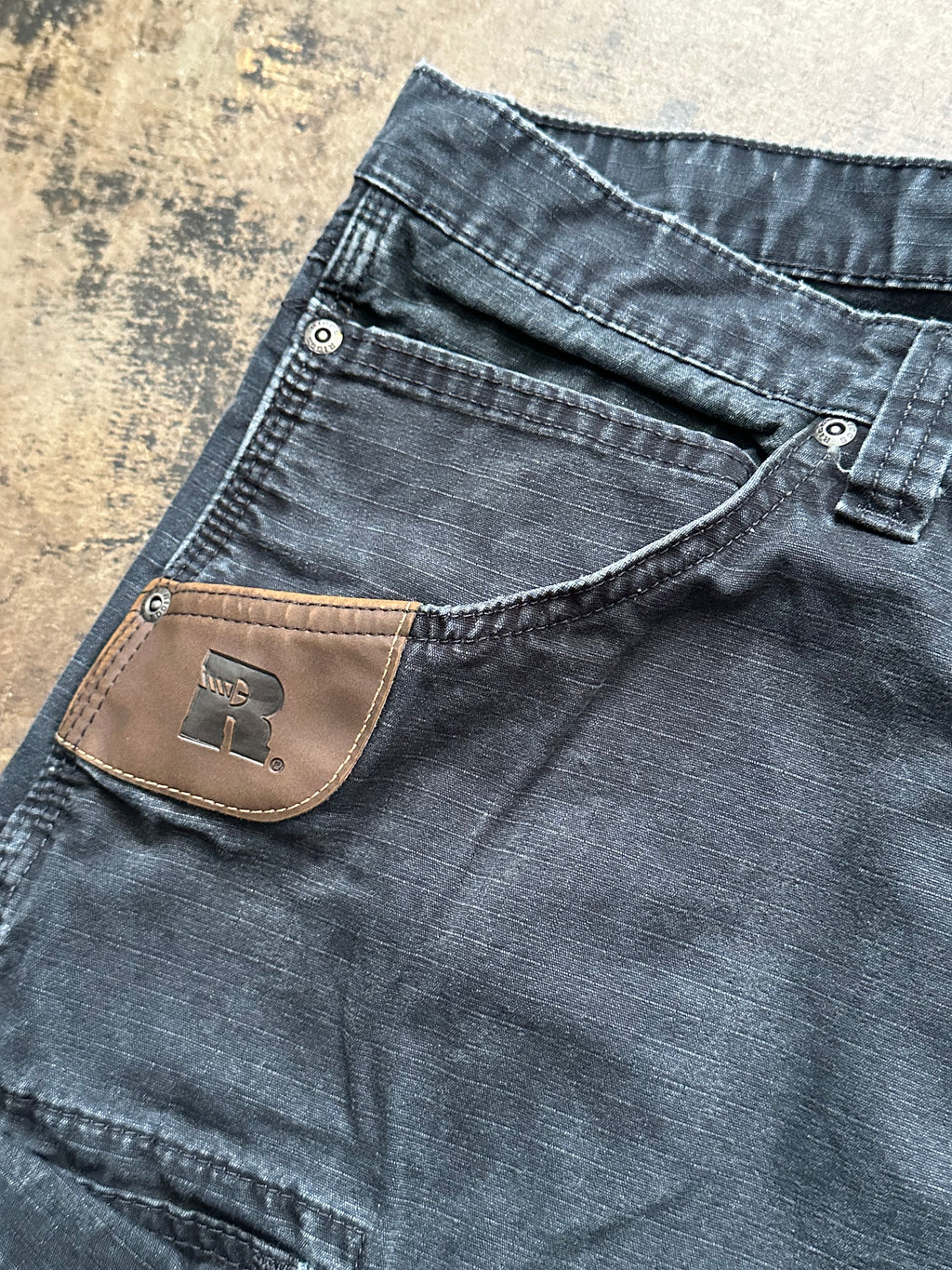 42x32 - Wrangler Riggs Black Cargo Workwear Pants