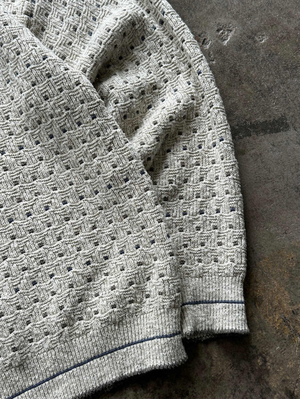 XL - Vintage Shenandoah Textured Knit Sweater – Cream / Blue Accents