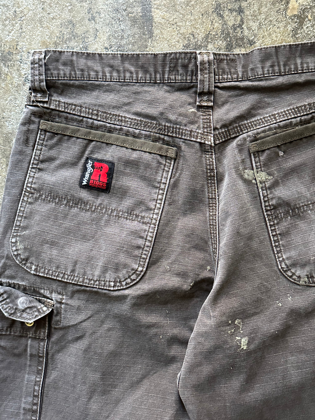 32x32 - Wrangler Brown Cargo Work Pants